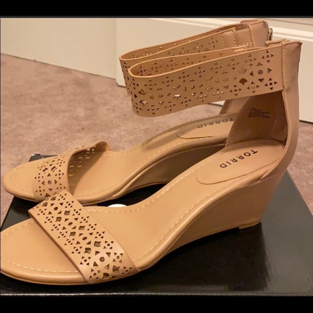 TORRID Nude laser cut wedges sandals 12 wide-NWOT